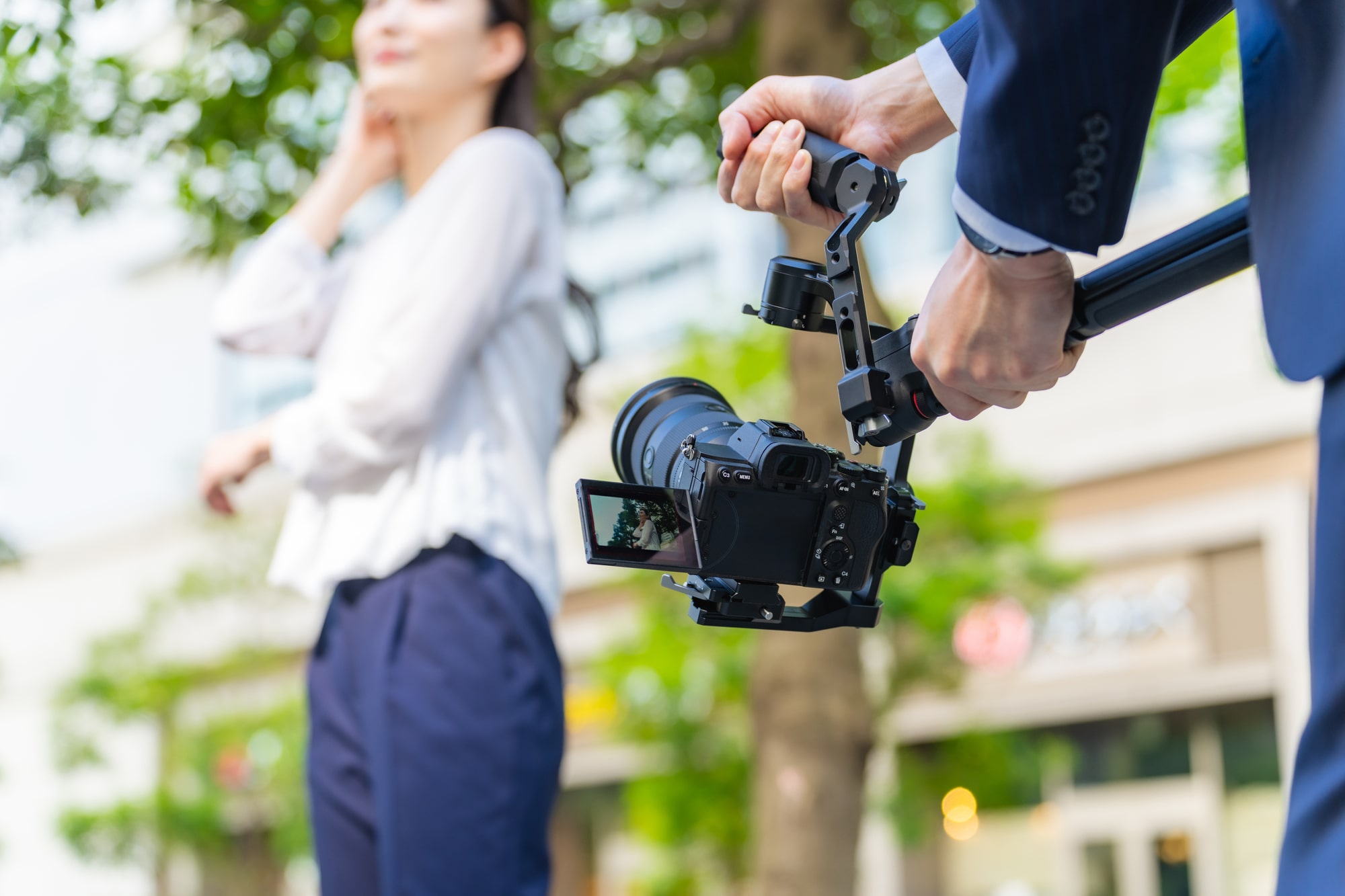 pixta_125993391_M-min